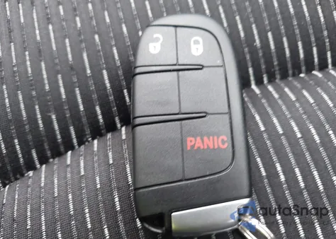 2016 Dodge Journey Sxt z USA, uszkodzony, nr VIN 3C4PDCBG0GT173836